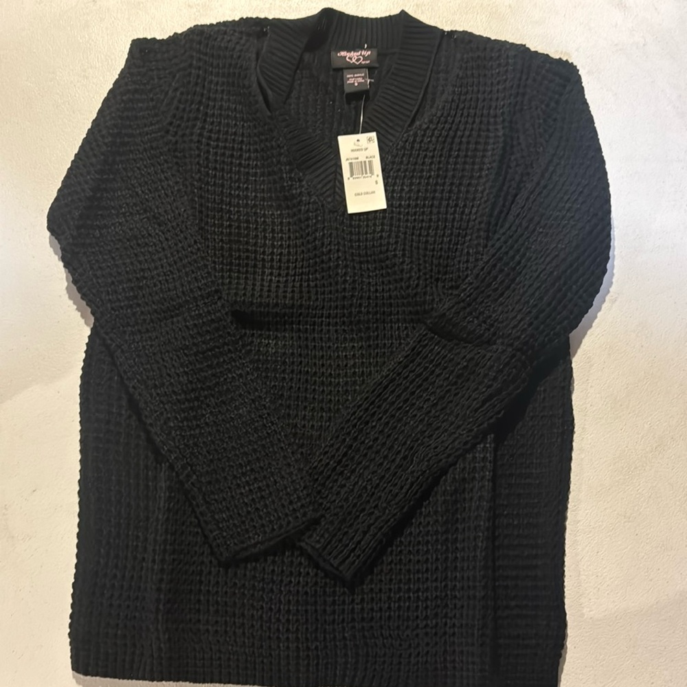 Hooked Up by IOT Sweater